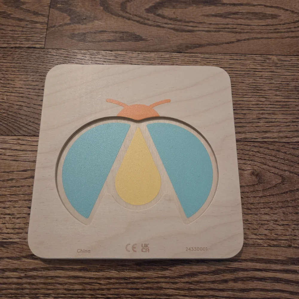 Lovevery - Vibrant Wooden Ladybug / Orange Puzzle - Toddler